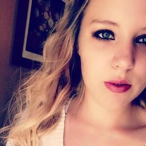 Meet your Posher, Ariana